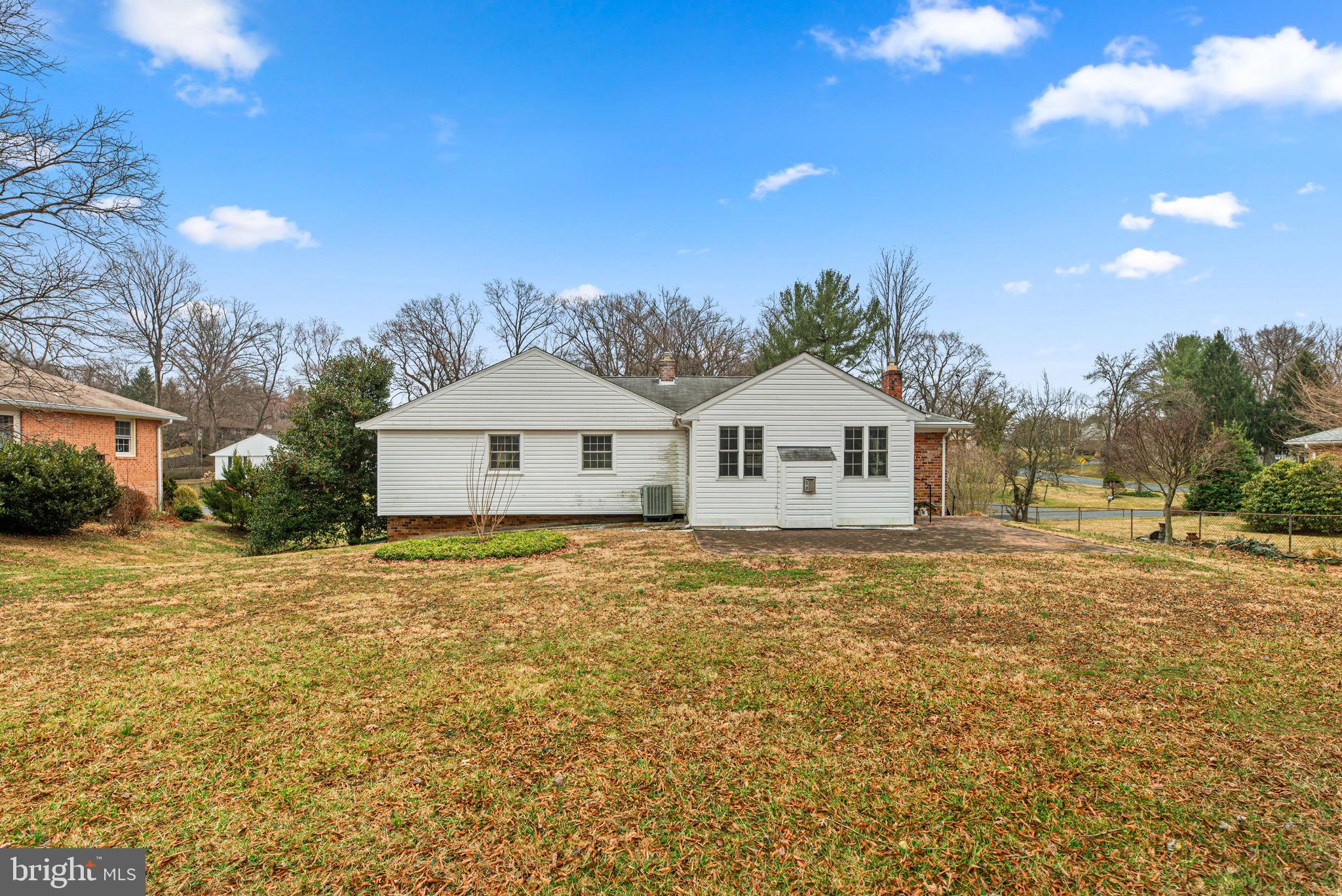 19104 Willow Grove Road Olney, MD 20832 - Photo 56 of 64 Gallery Image 56