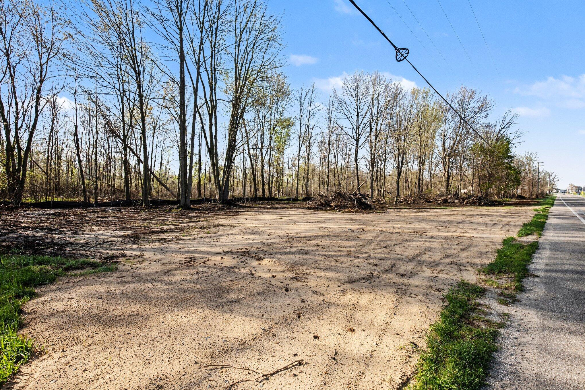 2523 South Patterson Road Shelbyville, MI 49344 - Photo 12 of 19 006_file_1043