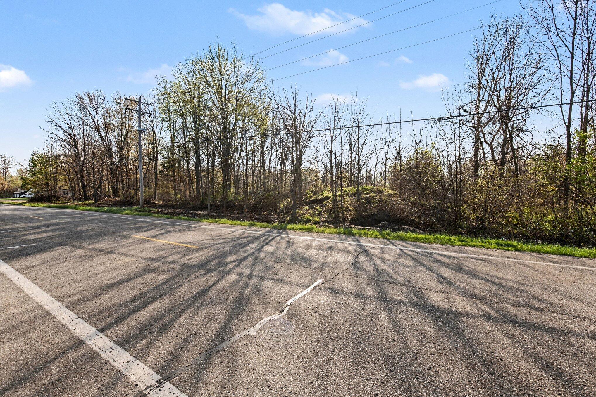 2523 South Patterson Road Shelbyville, MI 49344 - Photo 4 of 19 001_file_4308