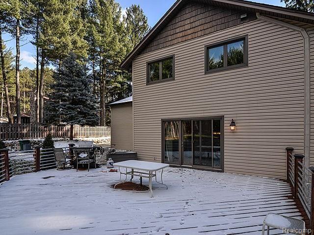 2251 Spruce Ridge Howell, MI 48855 - Photo 8 of 56 7217015781_51.jpg