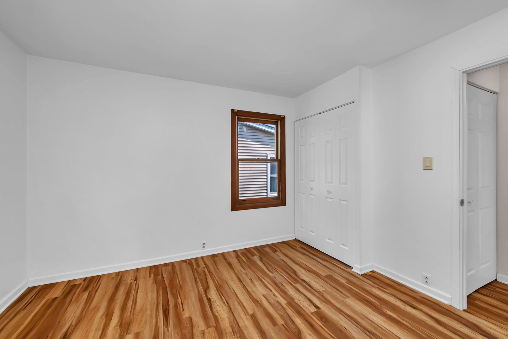 402 Kenyon Avenue Romeoville, IL 60446 - Photo 15 of 26 Gallery Image 15