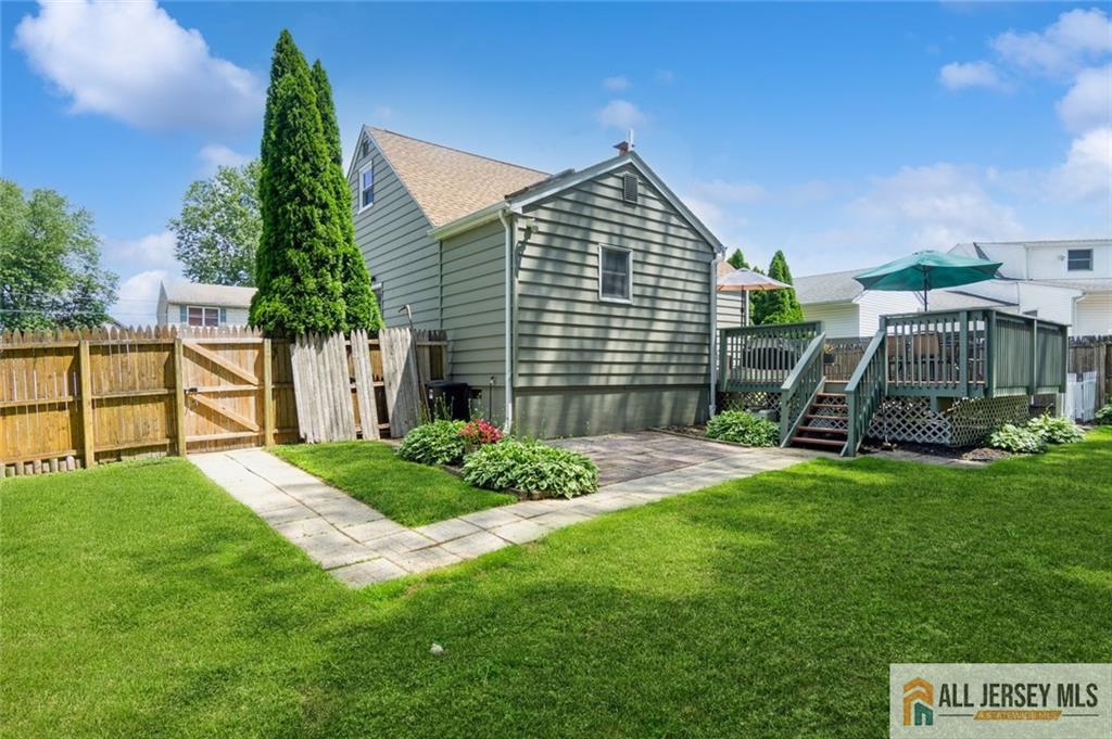 5 Channing Road East Brunswick, NJ 08816 - Photo 29 of 36