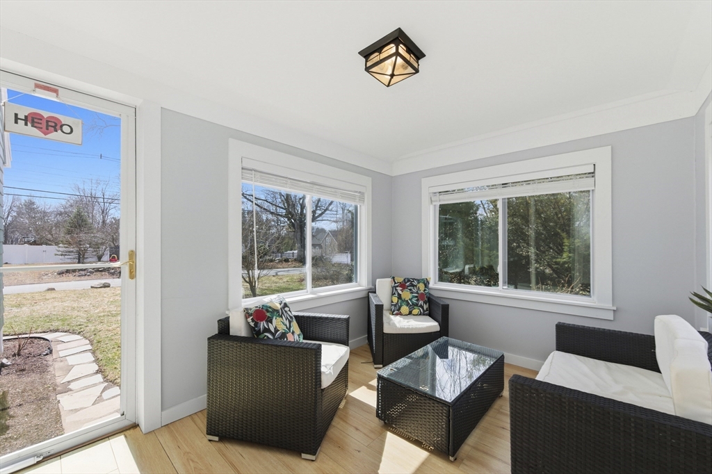 25 Wakefield Street Reading, MA 01867 - Photo 16 of 40