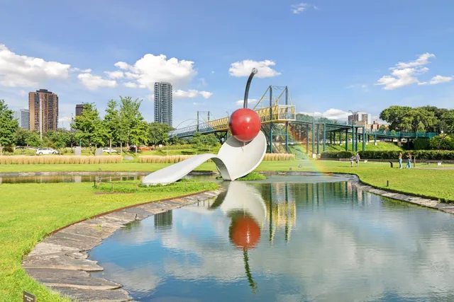 $749,900 | 1013 Kenwood Parkway, Minneapolis, MN 55403