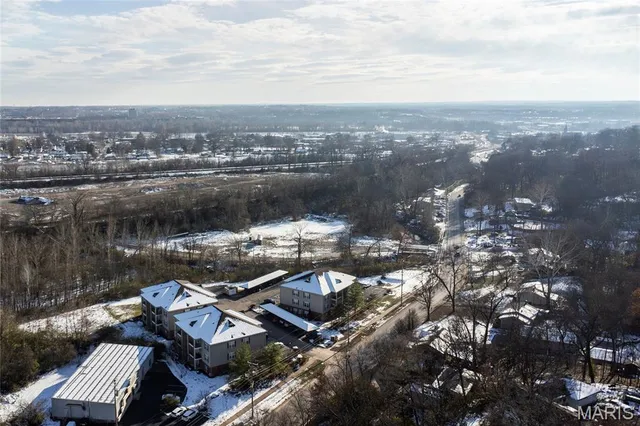 $199,000 | 895 Forest Avenue, Unit 103, Valley Park, MO 63088