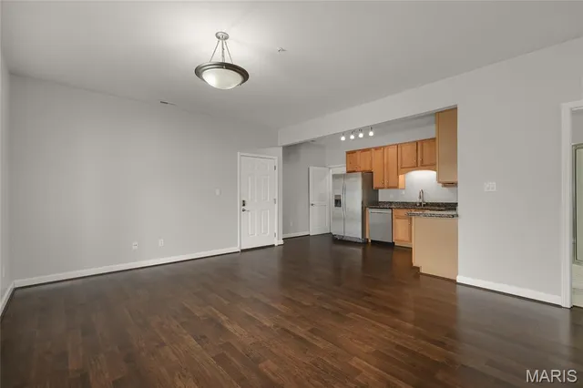 $199,000 | 895 Forest Avenue, Unit 103, Valley Park, MO 63088