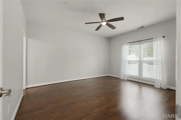 $189,900 | 895 Forest Avenue, Unit 103, Valley Park, MO 63088