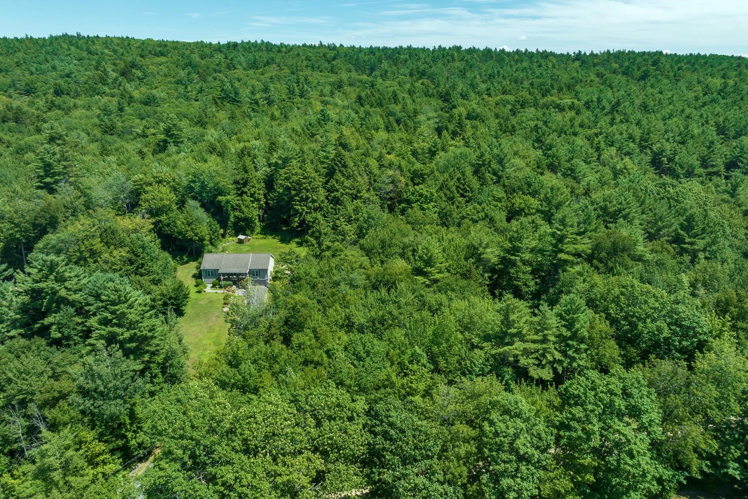 13 Beach Pond Road Wolfeboro, NH 03894 - Photo 3 of 16