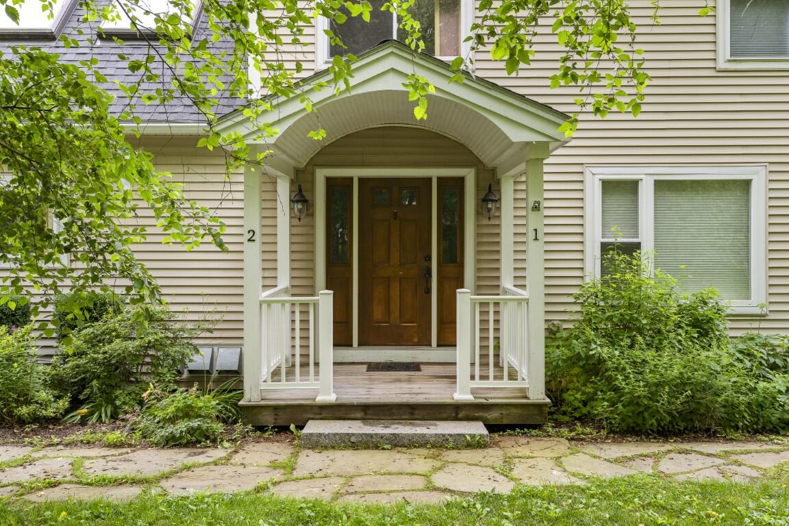 5 Hillside Place, Unit 2 Boothbay, ME 04537 - Photo 1 of 47