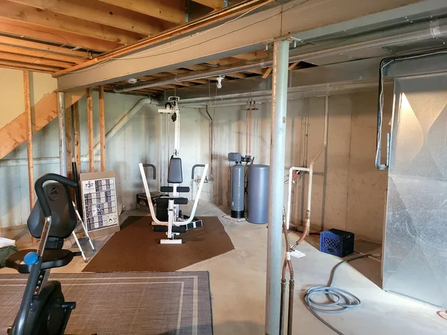 $299,999 | 17237 Arrowhead Drive, Lockport, IL 60441