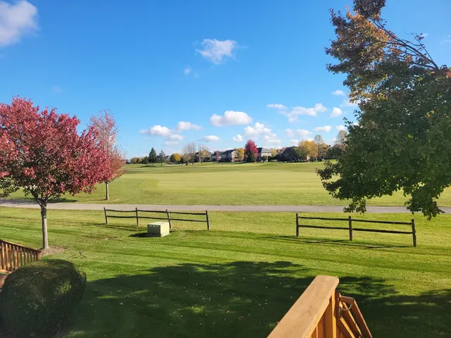 $299,999 | 17237 Arrowhead Drive, Lockport, IL 60441