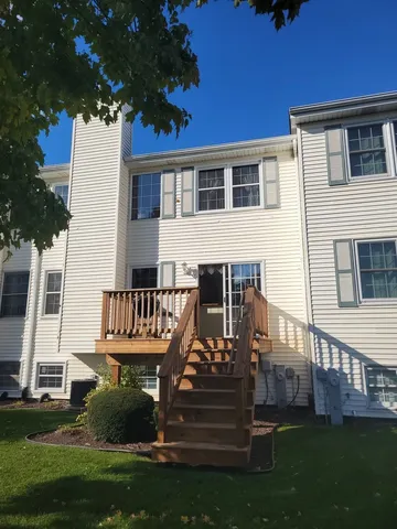 $299,999 | 17237 Arrowhead Drive, Lockport, IL 60441