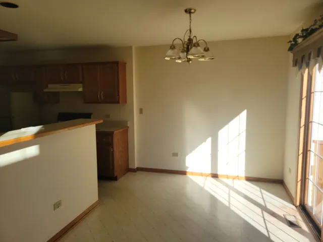 $299,999 | 17237 Arrowhead Drive, Lockport, IL 60441