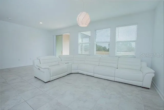 $2,800 | 12493 Turtle Grass Drive, Orlando, FL 32824