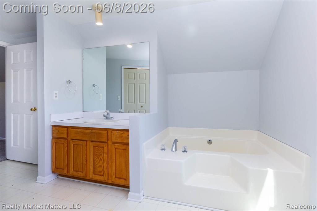 8164 North Genesee Road Mount Morris, MI 48458 - Photo 11 of 29
