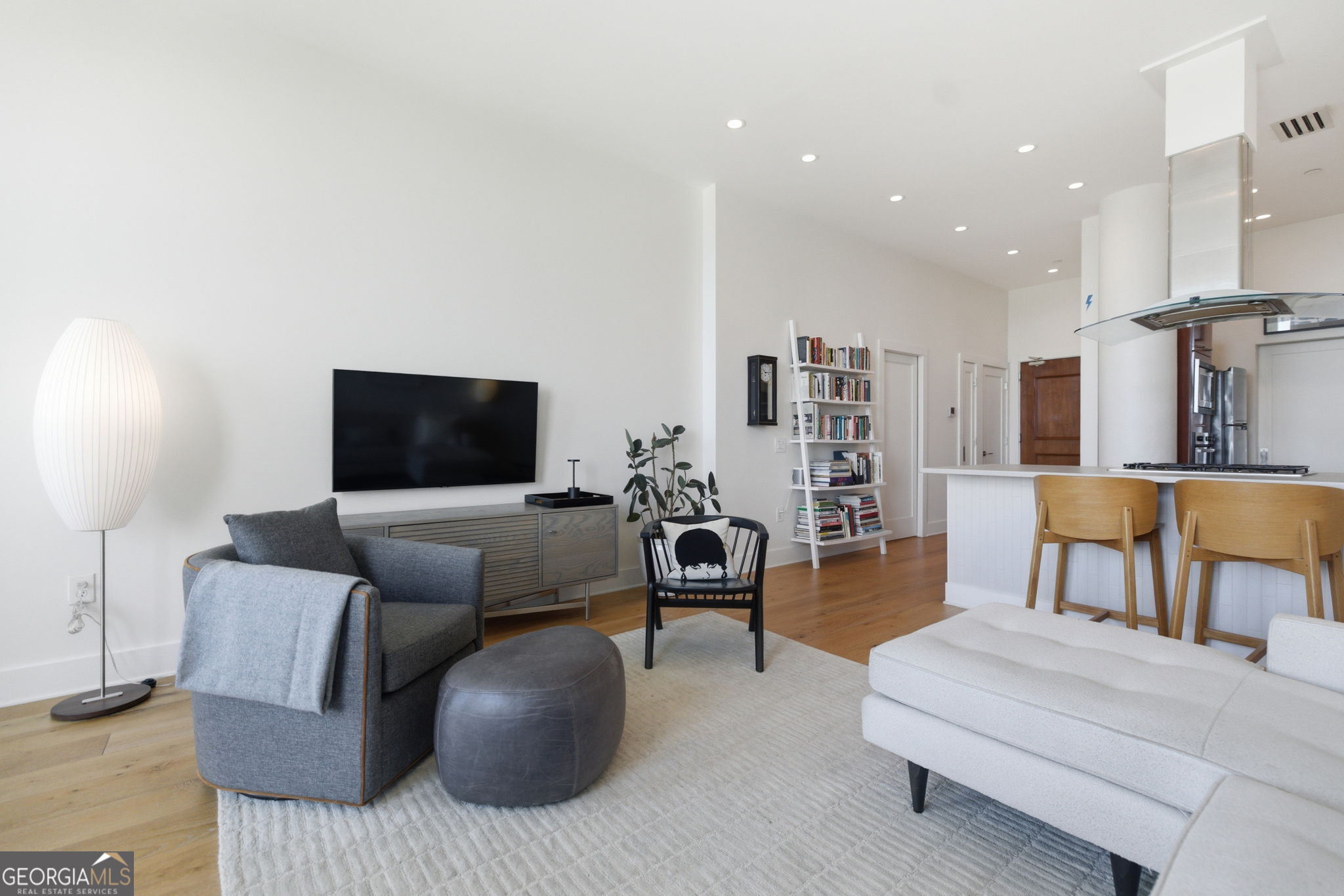 3820 Roswell Road Northeast, Unit 1012 Atlanta, GA 30342 - Photo 16 of 82 Gallery Image 16