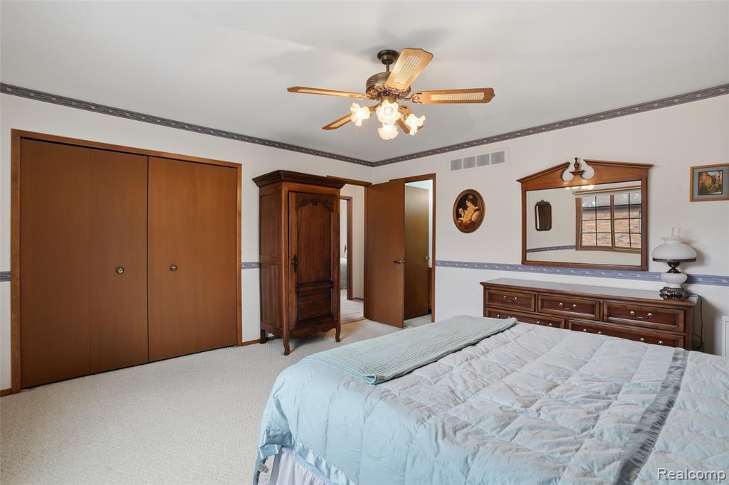 1669 Snowden Circle Rochester Hills, MI 48306 - Photo 23 of 32