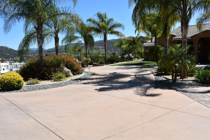 10212 Silva Road El Cajon, CA 92021 - Photo 4 of 22 Gallery Image 4