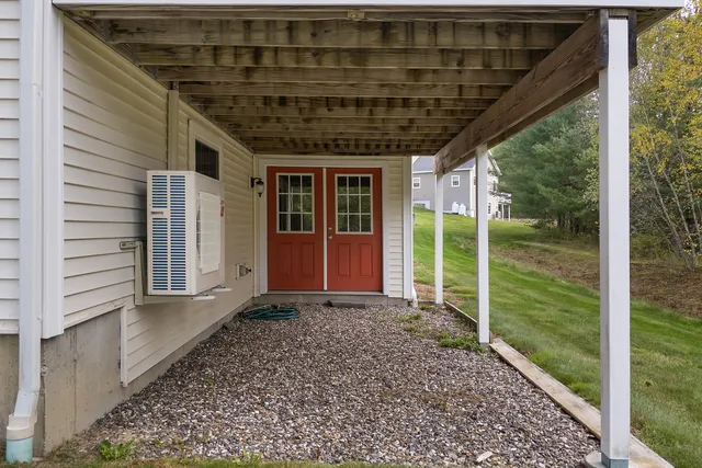 $524,000 | 6 Macintosh Lane, Lewiston, ME 04240
