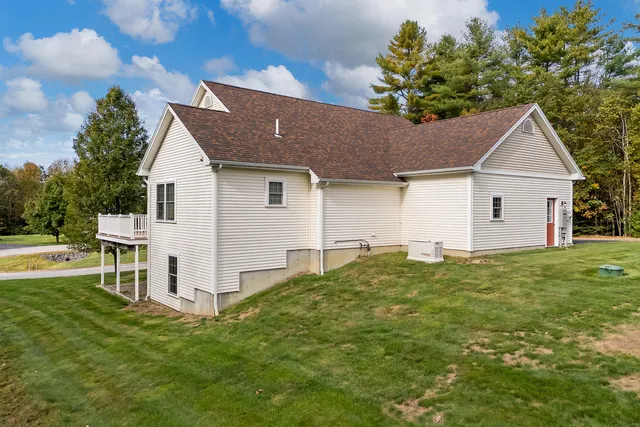 $524,000 | 6 Macintosh Lane, Lewiston, ME 04240