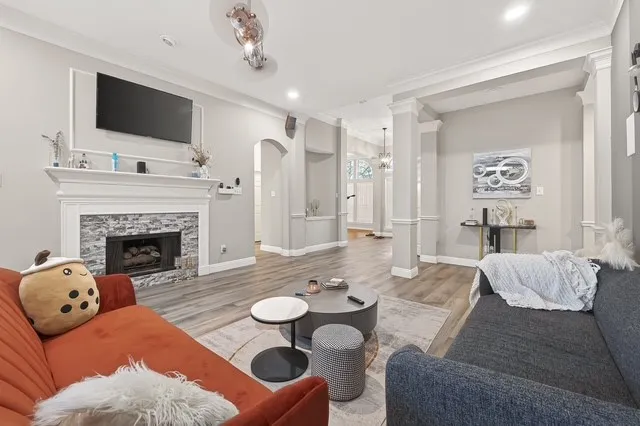 $2,500 | 6519 High Knoll Drive, Sugar Land, TX 77479