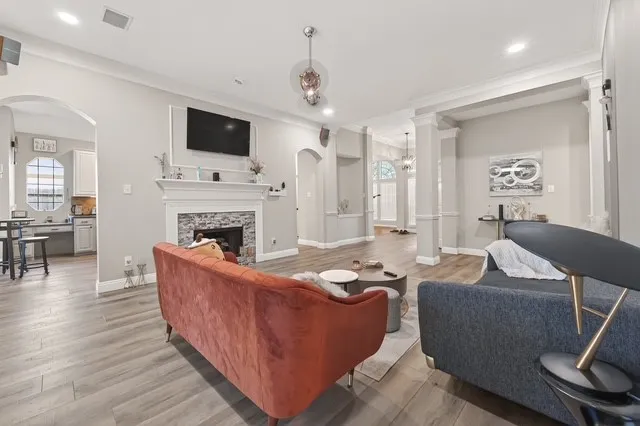 $2,500 | 6519 High Knoll Drive, Sugar Land, TX 77479