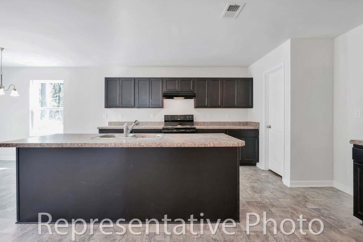 1190 Cherrystone Loop Conway, SC 29526 - Photo 7 of 40 Gallery Image 7