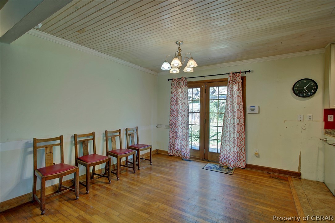 1742 Azalea Point Road Gloucester Point, VA 23062 - Photo 9 of 24 Dining Area
