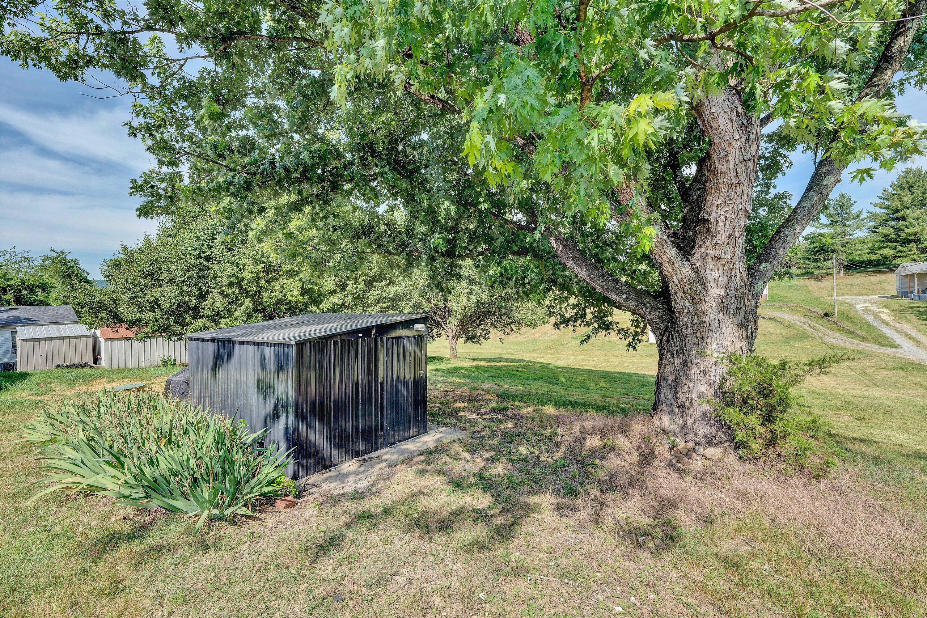 145 Amsterdam Road Daleville, VA 24083 - Photo 30 of 32 30-DSC00088