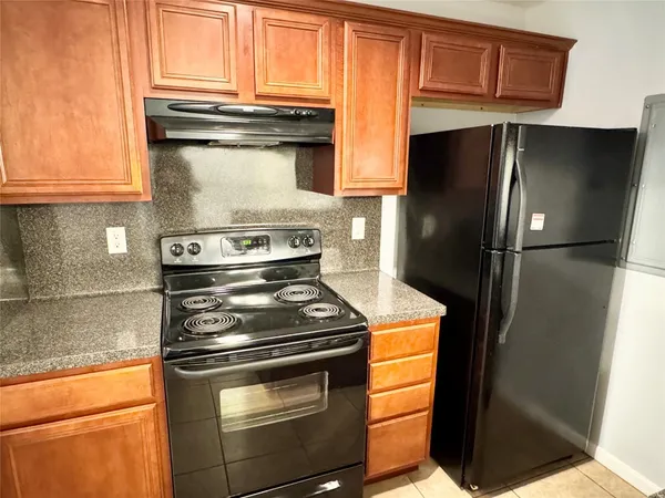 $105,000 | 700 Thicket Lane, Unit 406, Houston, TX 77079