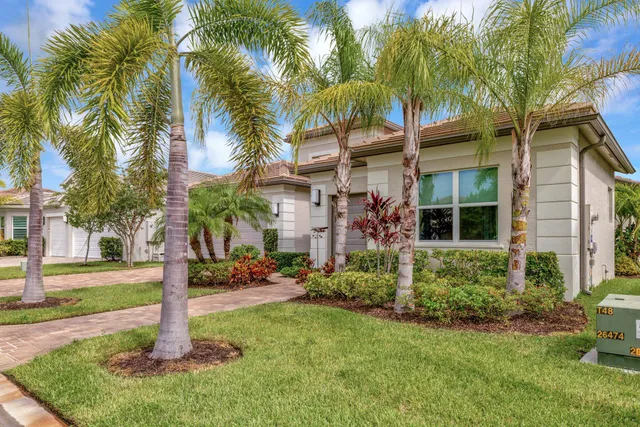 $824,900 | 11699 Southwest Coronado Springs Drive, Port St. Lucie, FL 34987