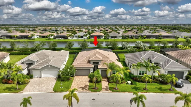 $824,900 | 11699 Southwest Coronado Springs Drive, Port St. Lucie, FL 34987
