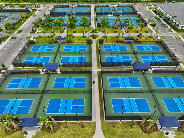 $824,900 | 11699 Southwest Coronado Springs Drive, Port St. Lucie, FL 34987