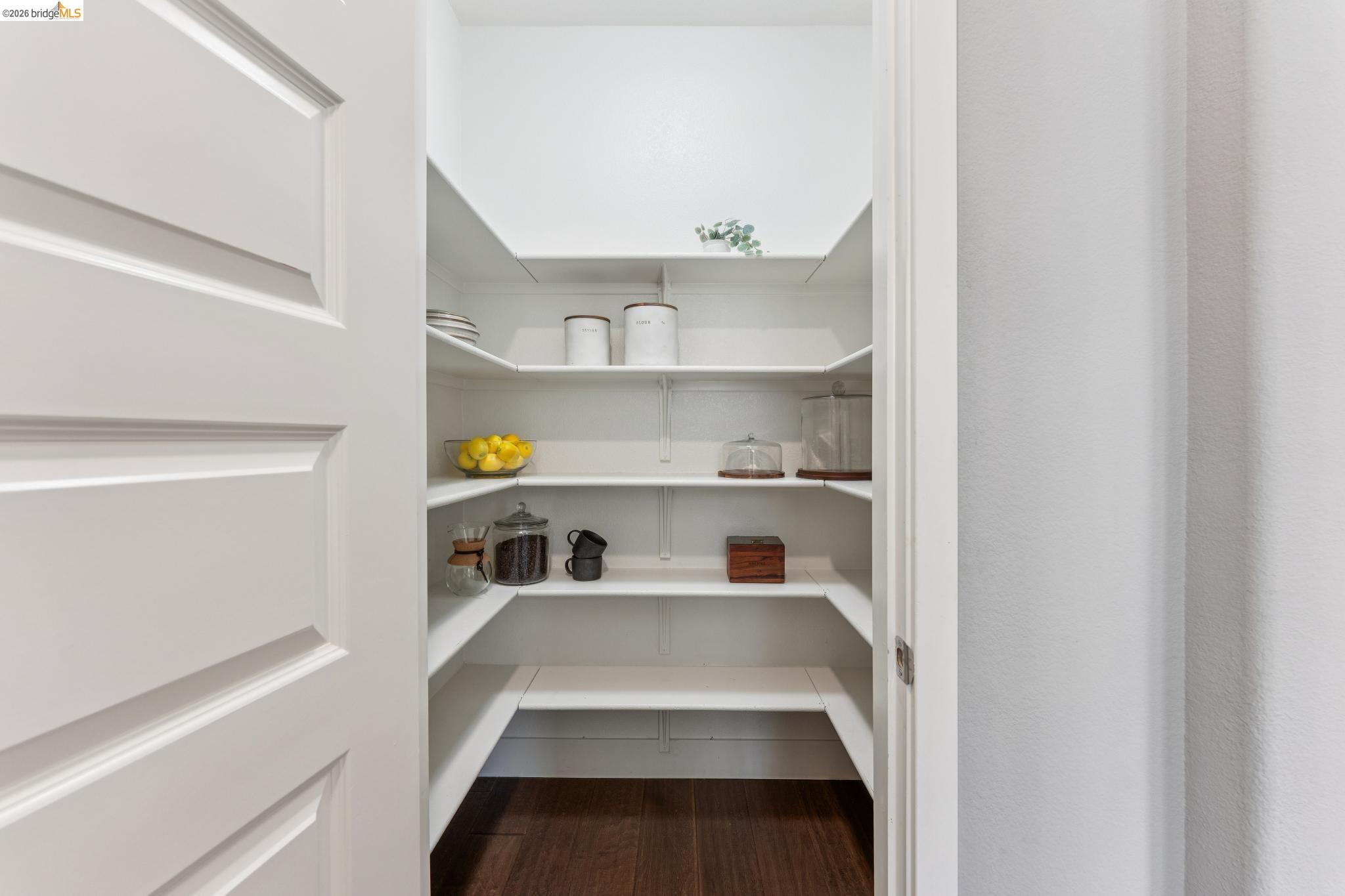 489 Diller Street Alameda, CA 94501 - Photo 20 of 60 View of pantry