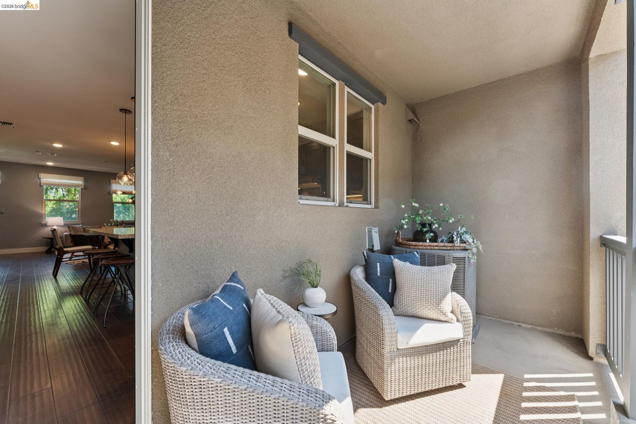 489 Diller Street Alameda, CA 94501 - Photo 44 of 60 View of balcony