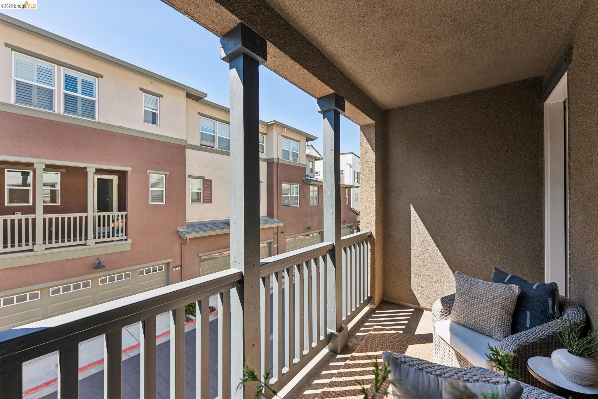 489 Diller Street Alameda, CA 94501 - Photo 47 of 60 View of balcony
