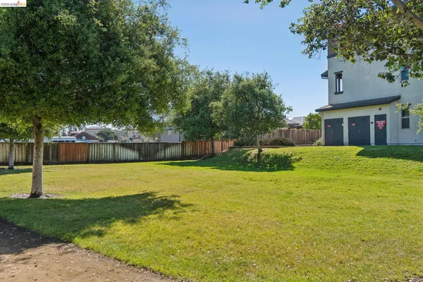 $999,000 | 489 Diller Street, Alameda, CA 94501