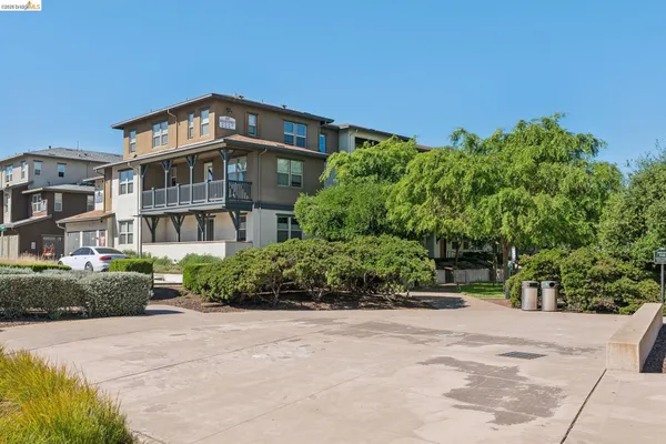 $999,000 | 489 Diller Street, Alameda, CA 94501
