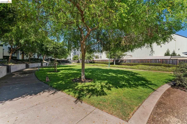 $999,000 | 489 Diller Street, Alameda, CA 94501