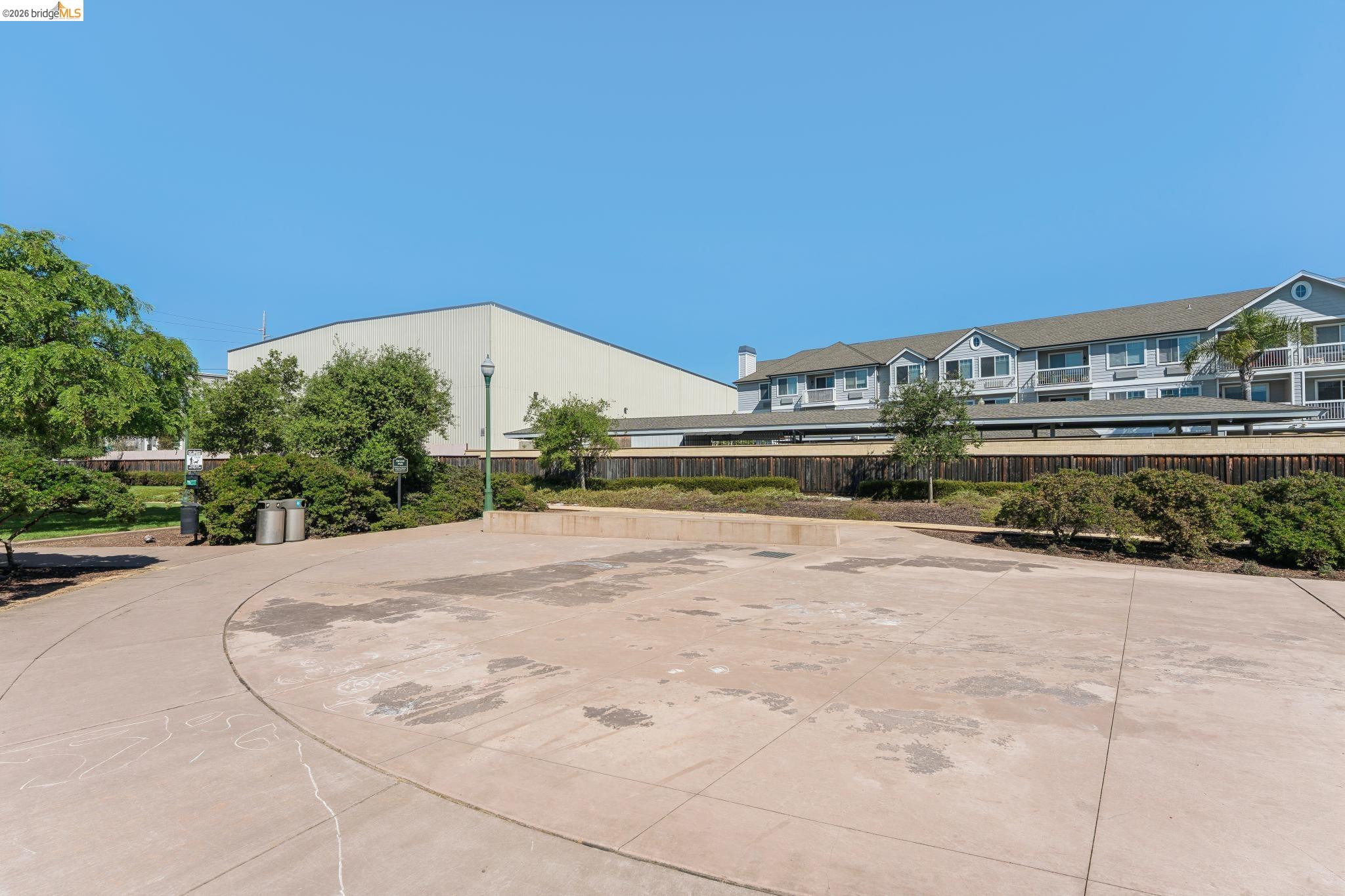 489 Diller Street Alameda, CA 94501 - Photo 59 of 60 View of property's community