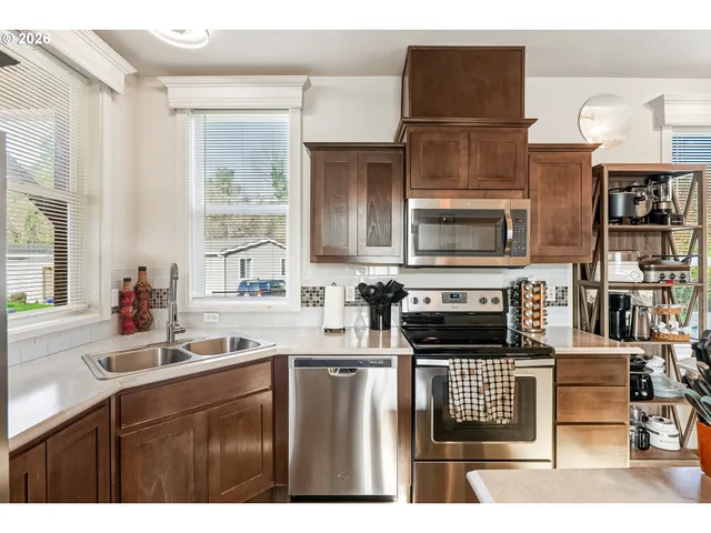 $99,999 | 1655 South Elm Street, Unit 14, Canby, OR 97013