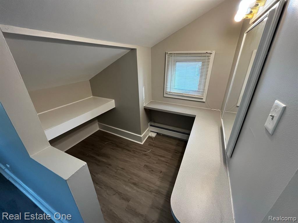 817 North Main Street Rochester, MI 48307 - Photo 9 of 25