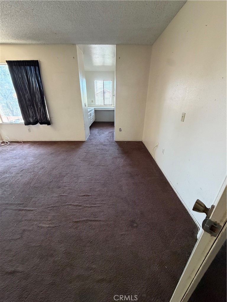 24677 Rugby Lane Moreno Valley, CA 92551 - Photo 16 of 43 Master bedroom - upstairs