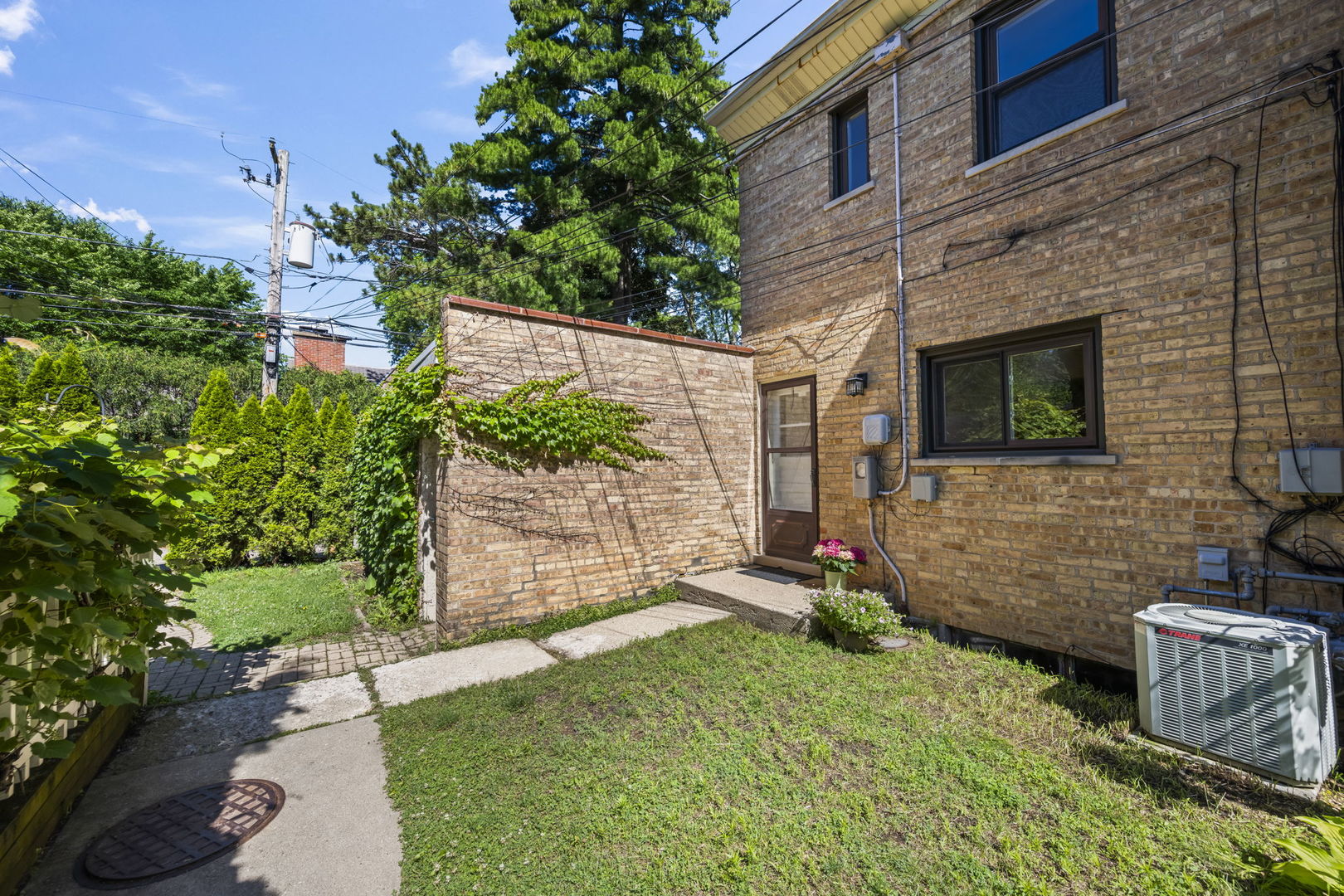 519 1/2 Ridge Road Wilmette, IL 60091 - Photo 16 of 20