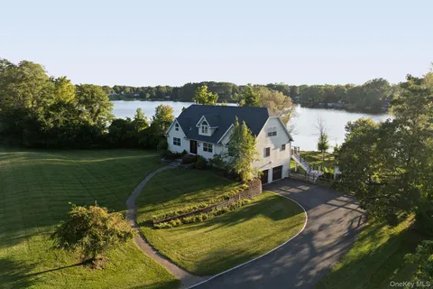 $949,000 | 3793 Highway 203, Chatham, NY 12184