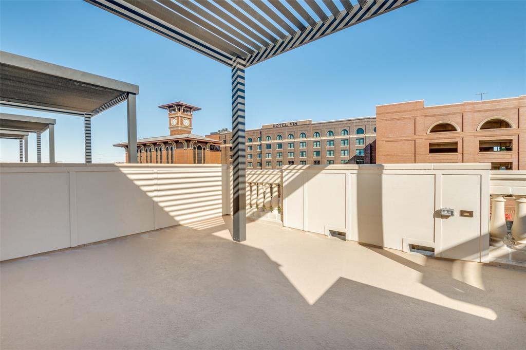 218 East Dallas Road, Unit 102 Grapevine, TX 76051 - Photo 24 of 33 Rooftop patio