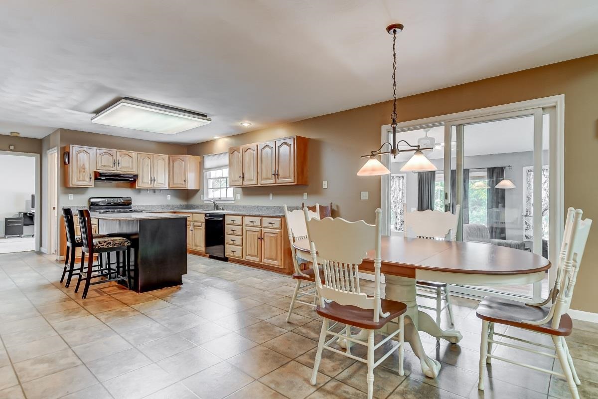 825 High Pointe Drive Springfield, IL 62702 - Photo 17 of 37 Gallery Image 17