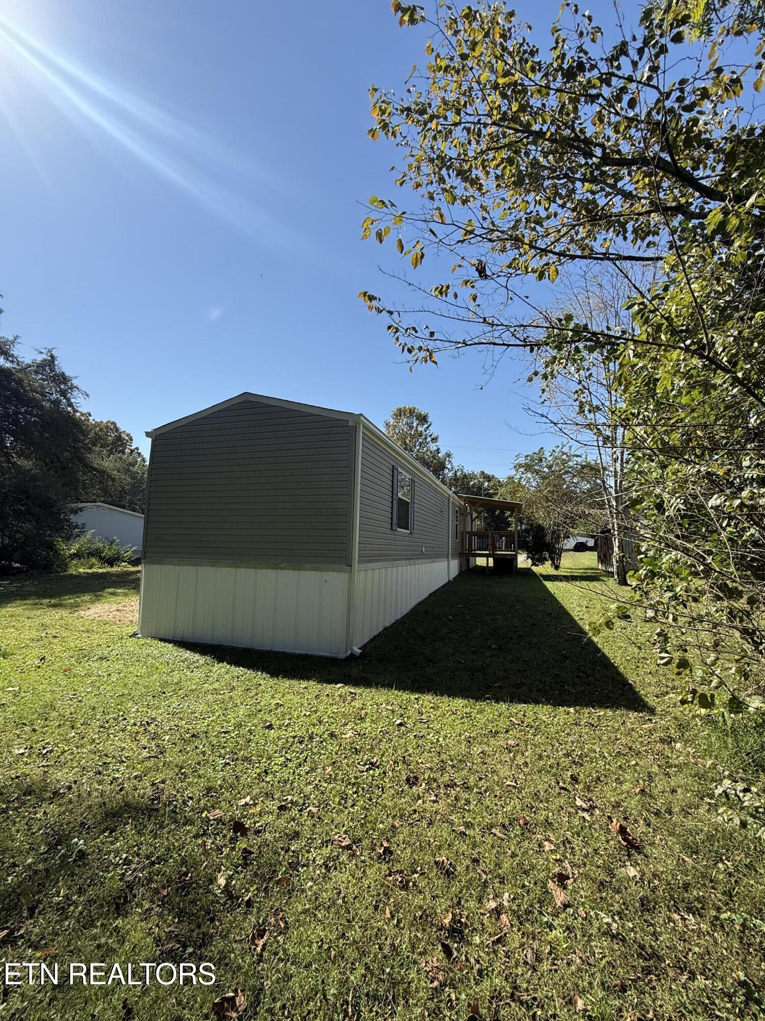 9544 Raccoon Woods Road Heiskell, TN 37754 - Photo 3 of 19 IMG_7852