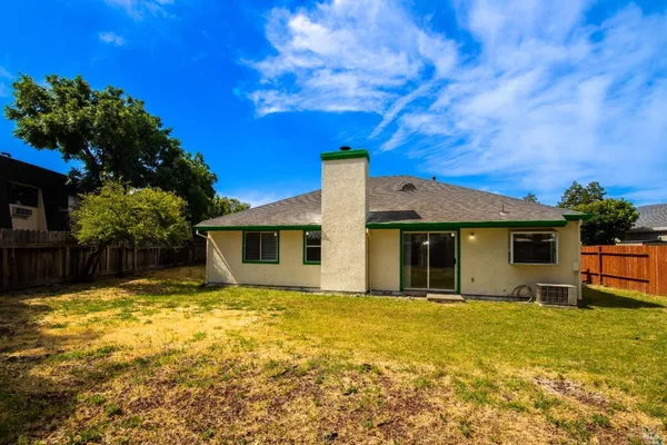$515,000 | 1926 Blossom Court, Fairfield, CA 94533