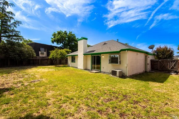 $515,000 | 1926 Blossom Court, Fairfield, CA 94533